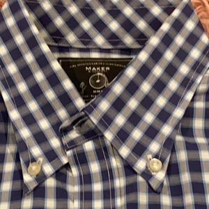 NWOT Maker & Co large button down LS🔥